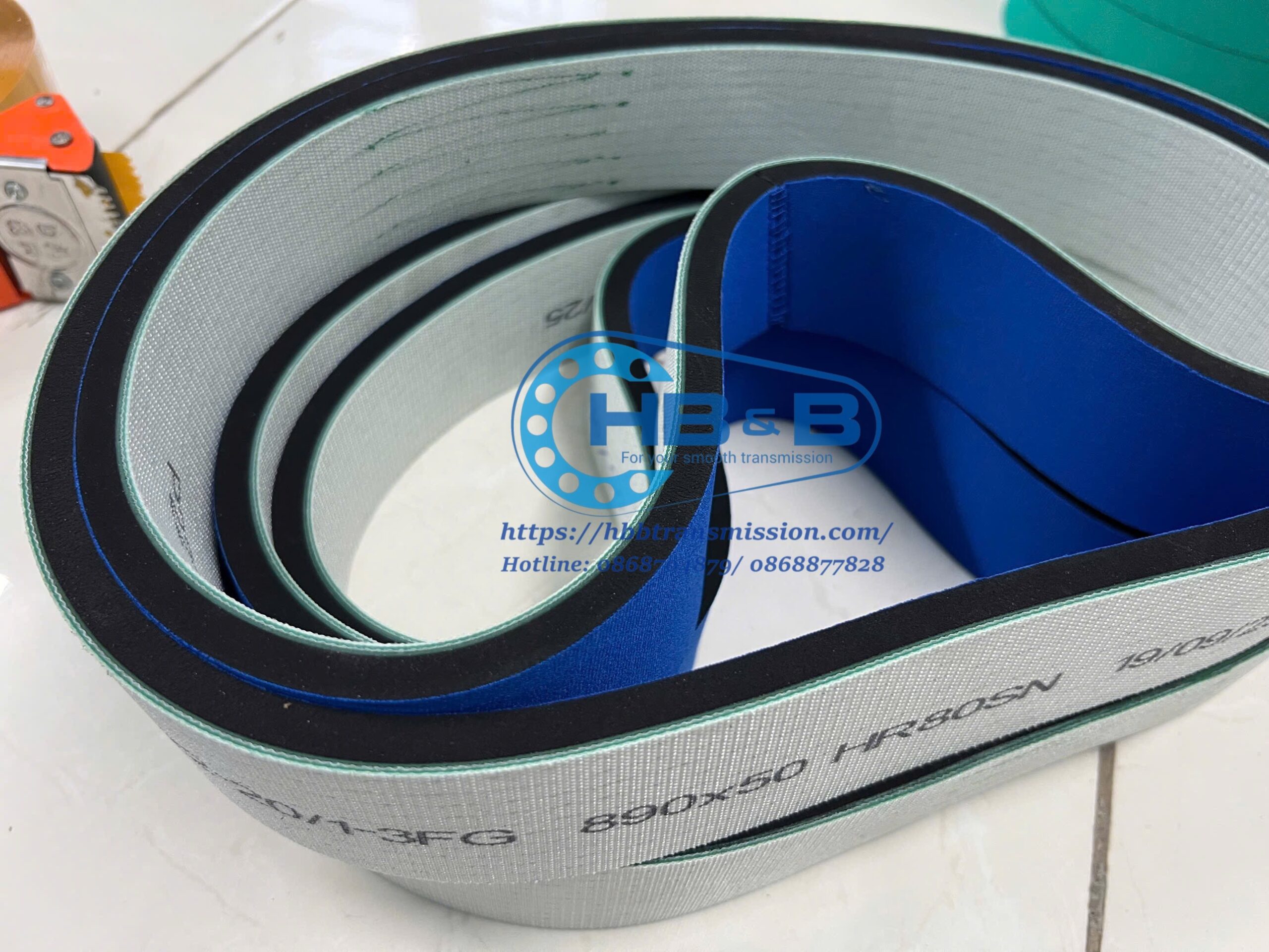 băng tải pvc đắp mút xốp xanh